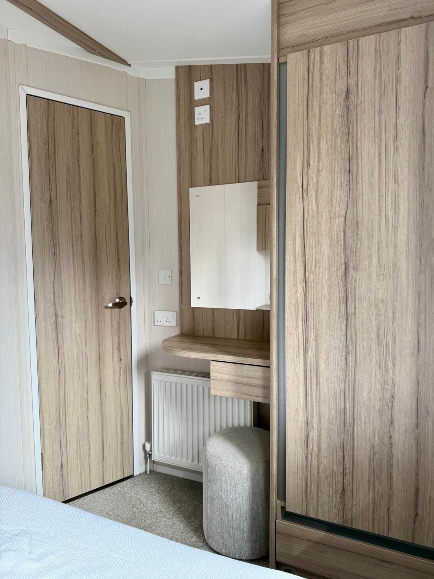 The Salmon Van - Beautiful, Luxury Static Caravan Aberlour Exteriör bild