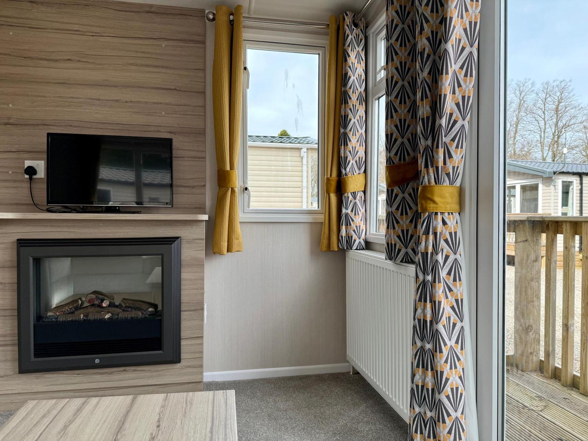 The Salmon Van - Beautiful, Luxury Static Caravan Aberlour Exteriör bild